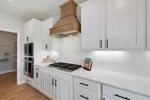 2083 Kestrel Dr, Shakopee, MN 55379 - Photo 6