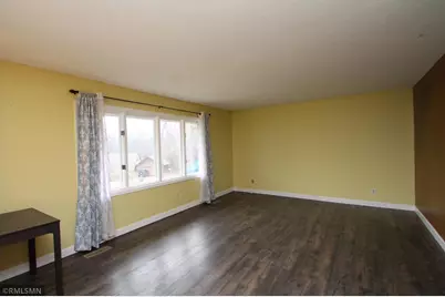 5352 W Hidden Valley Drive, Savage, MN 55378 - Photo 2