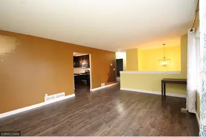 5352 W Hidden Valley Drive, Savage, MN 55378 - Photo 4