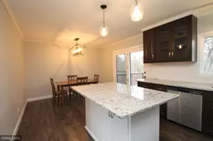 5352 W Hidden Valley Dr, Savage, MN 55378 - Photo 6