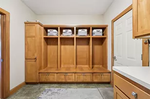 9112 Woodhill Dr, Savage, MN 55378 - Photo 14