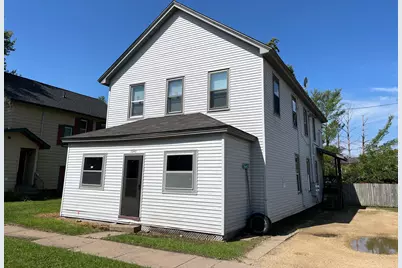 1040 7th Avenue, Baldwin, WI 54002 - Photo 2