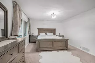 9240 Chesshire Ln N, Maple Grove, MN 55369 - Photo 16