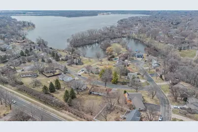 9240 Chesshire Lane N, Maple Grove, MN 55369 - Photo 42