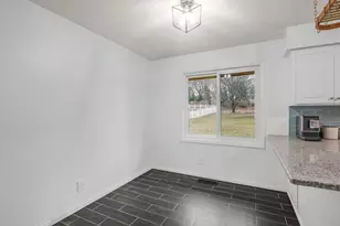 9240 Chesshire Ln N, Maple Grove, MN 55369 - Photo 10