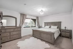 9240 Chesshire Ln N, Maple Grove, MN 55369 - Photo 14