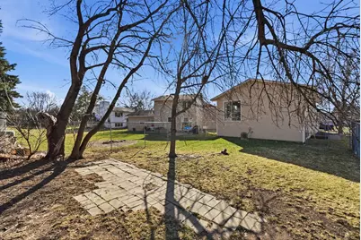 8942 Vinewood Lane N, Maple Grove, MN 55369 - Photo 26