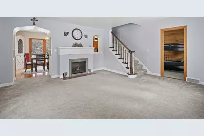 315 Avenue D, Cloquet, MN 55720 - Photo 2