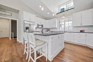 5201 Colonial Ct NE, Alexandria, MN 56308 - Photo 1