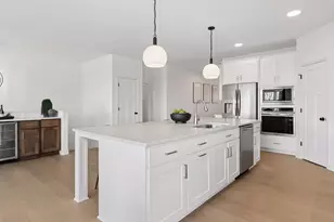 18543 Ifton Wy, Lakeville, MN 55044 - Photo 10
