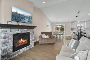 1581 Philipp Way, Shakopee, MN 55379 - Photo 18