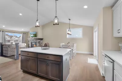 1581 Philipp Way, Shakopee, MN 55379 - Photo 12