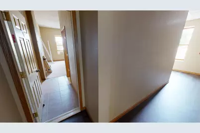 539 Pacific Avenue SW #201, Willmar, MN 56201 - Photo 4