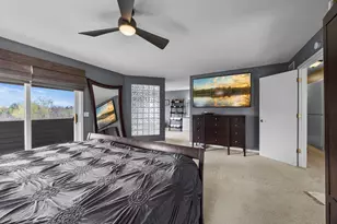 9820 Deerbrook Dr, Chanhassen, MN 55317 - Photo 26