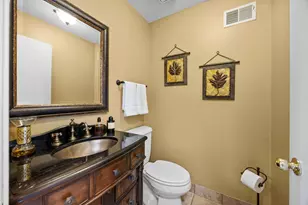9820 Deerbrook Dr, Chanhassen, MN 55317 - Photo 24