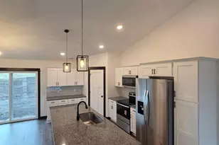 315 Falcon Run, Eagle Lake, MN 56024 - Photo 4