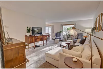 6 Marie Avenue E #C, West Saint Paul, MN 55118 - Photo 4