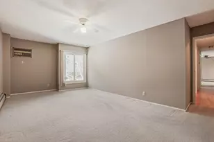 4045 Hodgson Rd, Shoreview, MN 55126 - Photo 16
