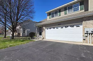 9858 Hamlet Ct S, Cottage Grove, MN 55016 - Photo 2