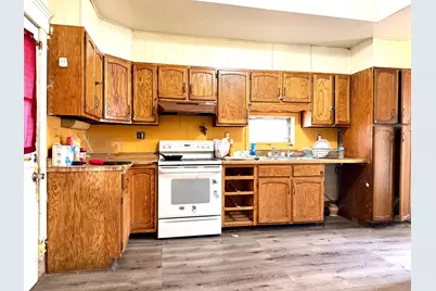 410 11th Street SW, Willmar, MN 56201 - Photo 6