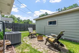 3911 Upton Ave N, Minneapolis, MN 55412 - Photo 48