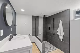 3911 Upton Ave N, Minneapolis, MN 55412 - Photo 36