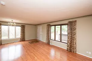 4950 Grenwich Trail N, Oakdale, MN 55128 - Photo 6