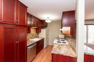 4950 Grenwich Trail N, Oakdale, MN 55128 - Photo 10