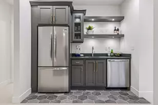 5829 Ewing Ave S, Edina, MN 55410 - Photo 38