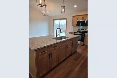 318 Falcon Run, Eagle Lake, MN 56024 - Photo 6