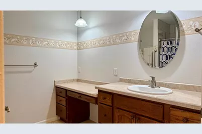 826 N McKay Avenue NE, Alexandria, MN 56308 - Photo 30