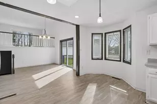 15125 Southwind Dr, Burnsville, MN 55306 - Photo 16