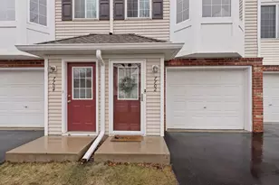 7702 Arboretum Village Cir, Chanhassen, MN 55317 - Photo 2