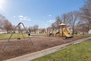 7702 Arboretum Village Cir, Chanhassen, MN 55317 - Photo 14