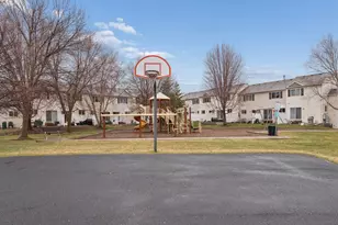 7702 Arboretum Village Cir, Chanhassen, MN 55317 - Photo 16