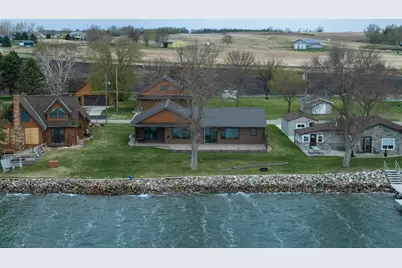 28840 S Shore Drive, Starbuck, MN 56381 - Photo 2