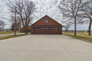 28840 S Shore Dr, Starbuck, MN 56381 - Photo 22