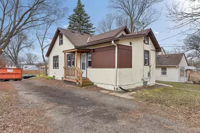 2155 Reaney Avenue E, Saint Paul, MN 55119 - Photo 2