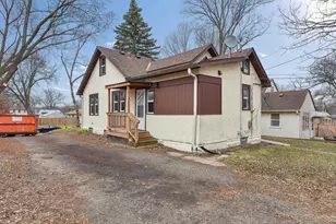 2155 Reaney Ave E, Saint Paul, MN 55119 - Photo 2