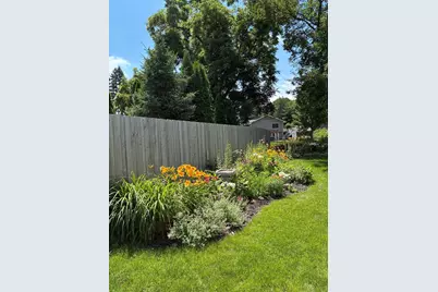 1960 Lakeaires Boulevard, White Bear Lake, MN 55110 - Photo 32