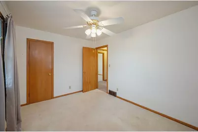 808 Webster Street, Fairmont, MN 56031 - Photo 12