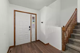 722 Parkview Ln N, Champlin, MN 55316 - Photo 4