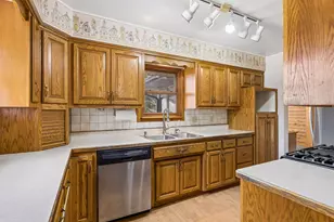 1096 Carrie St, West Saint Paul, MN 55118 - Photo 8