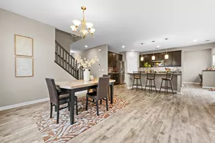15609 Eddy Crk Wy, Apple Valley, MN 55124 - Photo 8