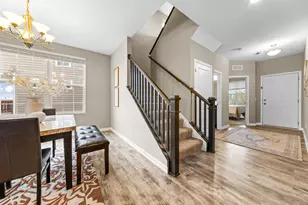 15609 Eddy Crk Wy, Apple Valley, MN 55124 - Photo 4