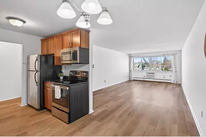 4400 Upton Avenue S #405, Minneapolis, MN 55410 - Photo 2