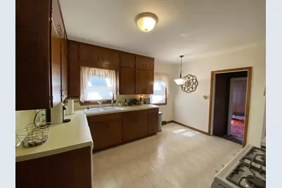 817 Abbott Street, Albert Lea, MN 56007 - Photo 6