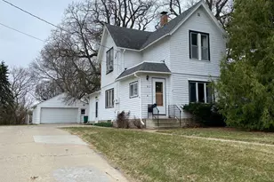 817 Abbott St, Albert Lea, MN 56007 - Photo 1