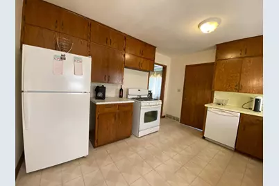 817 Abbott Street, Albert Lea, MN 56007 - Photo 8