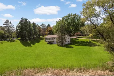 70 Kingsview Lane N, Plymouth, MN 55447 - Photo 1